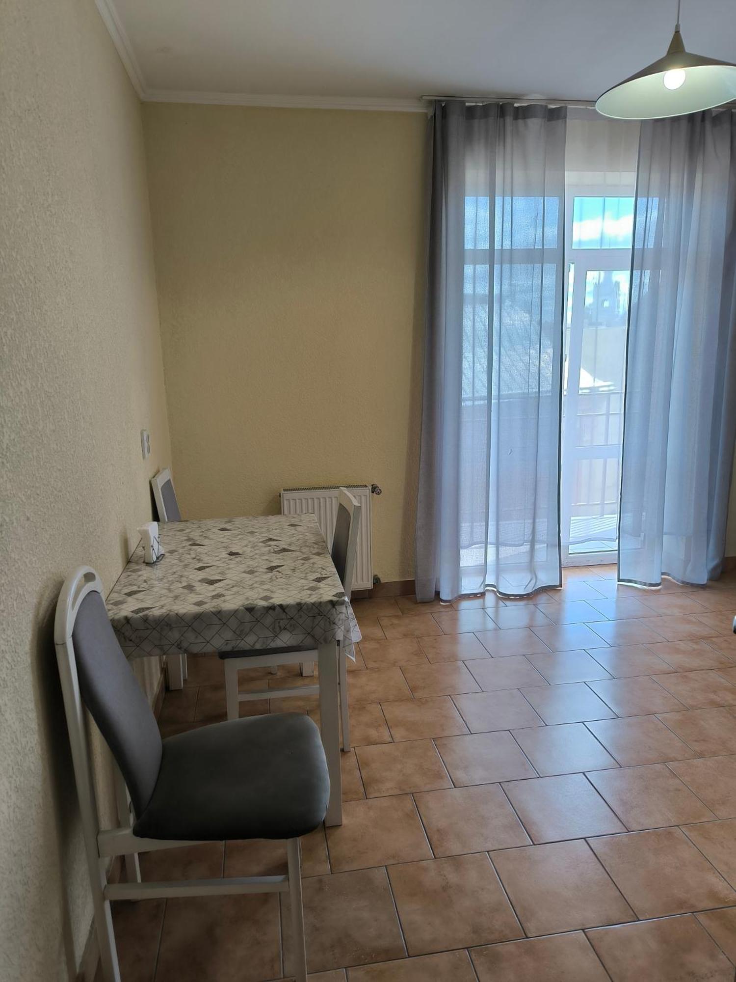 Apartments Domovik Parkaniya, 2A Мукачево Экстерьер фото